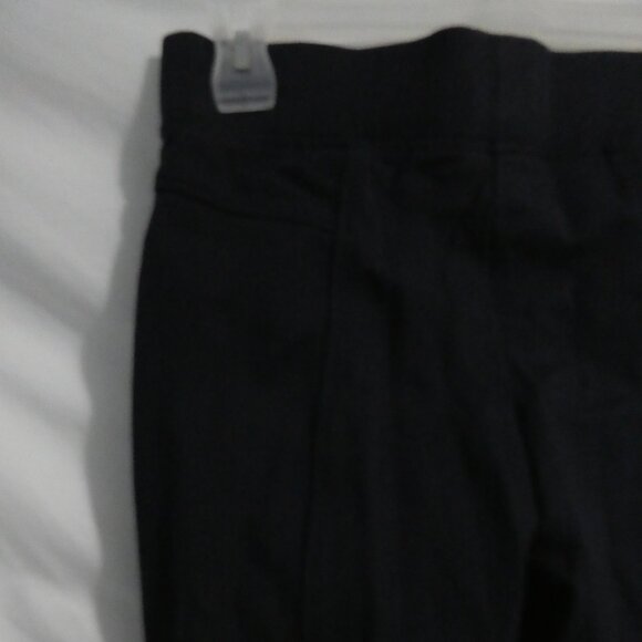 RW & CO | small | Dark Navy Leggings | No Pockets | Stitched Design Front & Back - Picture 10 of 16